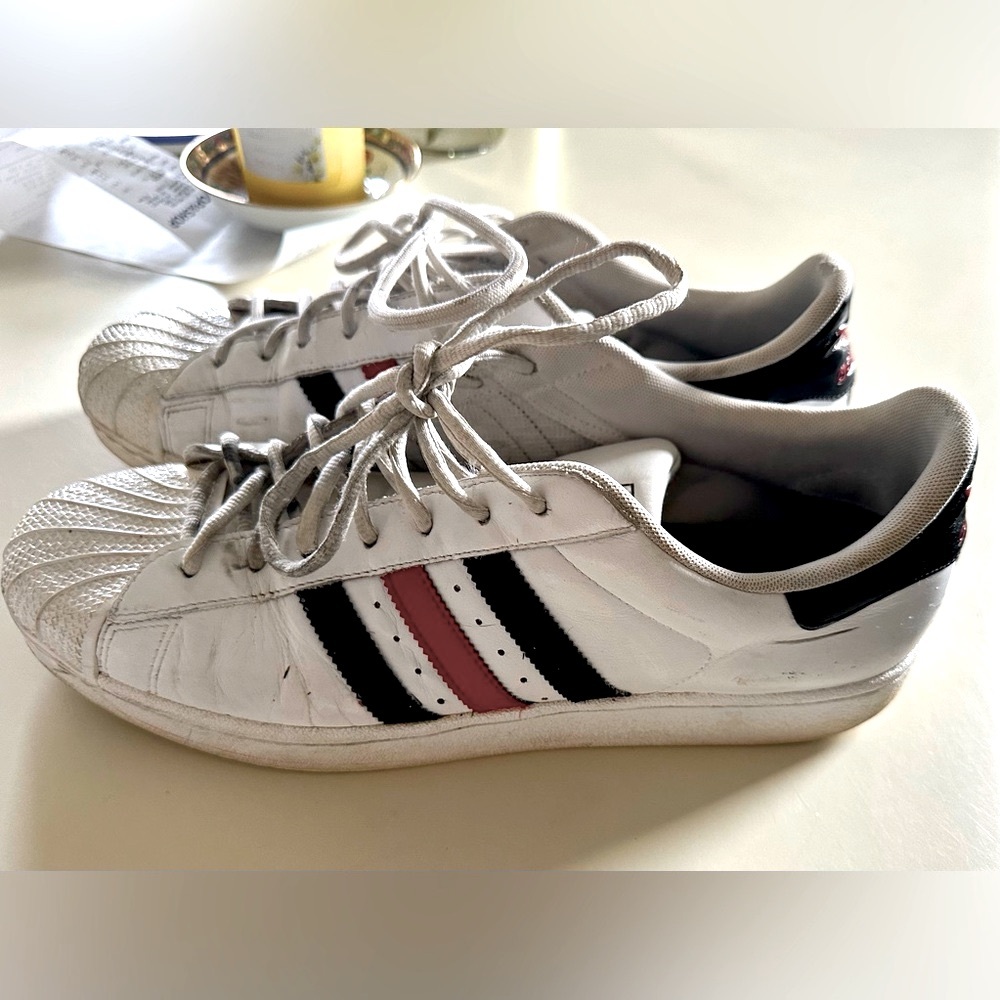 Adidas classics - Picture 2 of 3